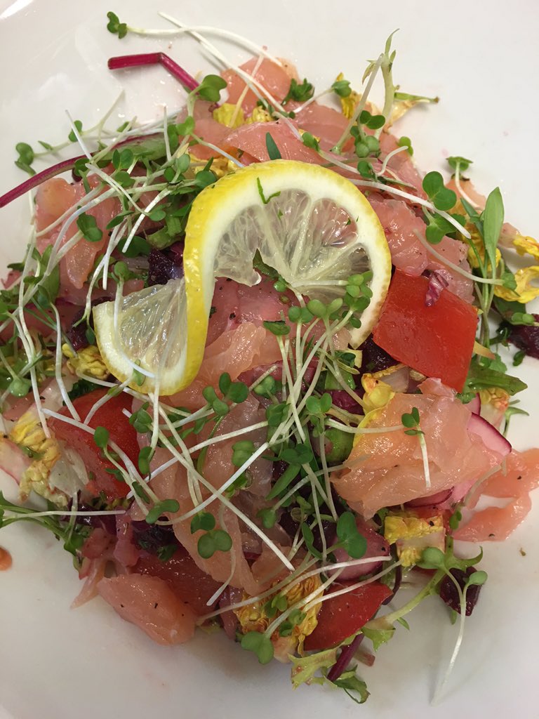 TheCompassesgomshall tweet media