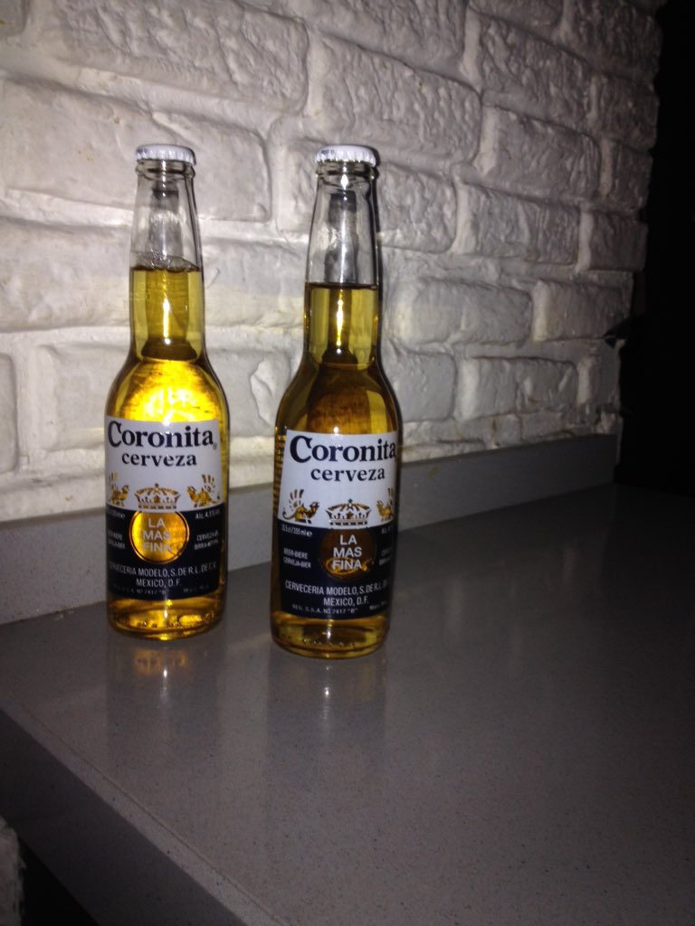 Galleryofficial's tweet photo. Hoy jueves tu coronita por solo 2€! https://t.co/wfIovGflOx