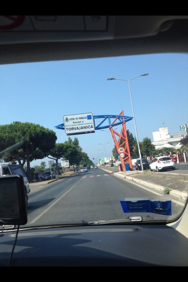 Demontiss_'s tweet photo. La città della felicità! #torvajanicatuttecose @MirkoTrovato00 https://t.co/C2z3WILjgR