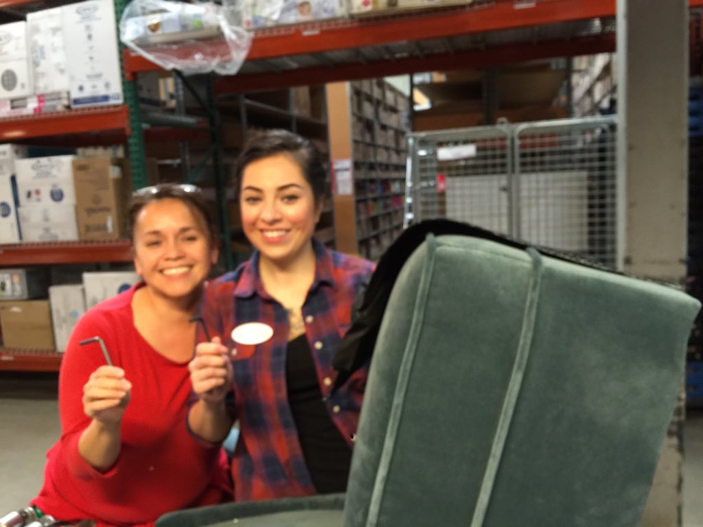 Getting online furniture, out of the box and on the floor. #VML #T1061 #D322 <a href="/MaxVasquez97/">Jaclyn</a> <a href="/gabbylongbottom/">gabrielagonzalez</a>