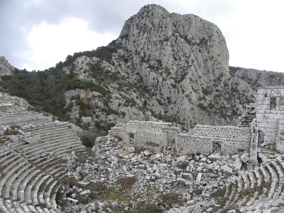 ODTUART's tweet photo. Termessos Tiyatrosu
@yagmurserap Ocak 2013
#termessos #anatolianarcheology #arkeoloji #odtü #odtuart #ancient https://t.co/5XxhiWo2Jt