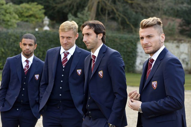 lavillanellex's tweet photo. Attori provetti ๐๐๐
@kamilglik25 @ciroimmobile #brunone #moro #giampi @TorinoFC_1906 @SuzukiIT https://t.co/rD8xp3FZg1