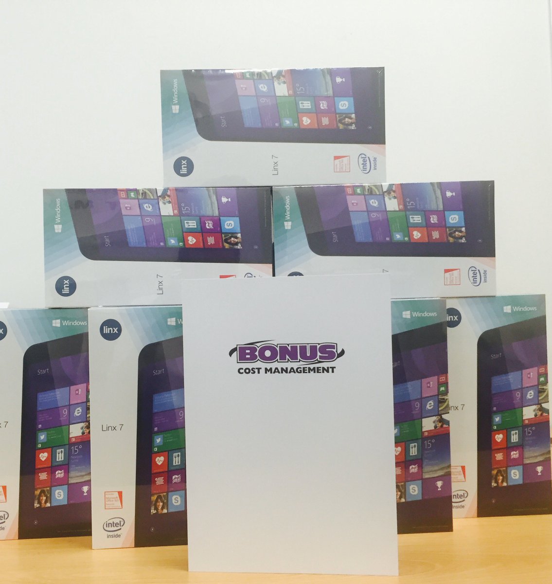bonuscostm's tweet photo. We are offering a #free #Linx7 tablet with every #phone contract sold!

#Telecomms #Mobile #VoiP #Business #costsave https://t.co/Y3Y3anHqcv