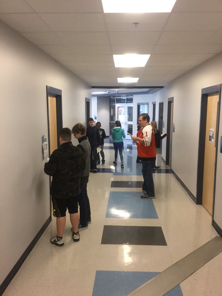 Jennie__b2's tweet photo. Mr. Baggett's WWI Gallery Walk @GTMSTitans https://t.co/sSrxrrMWjw
