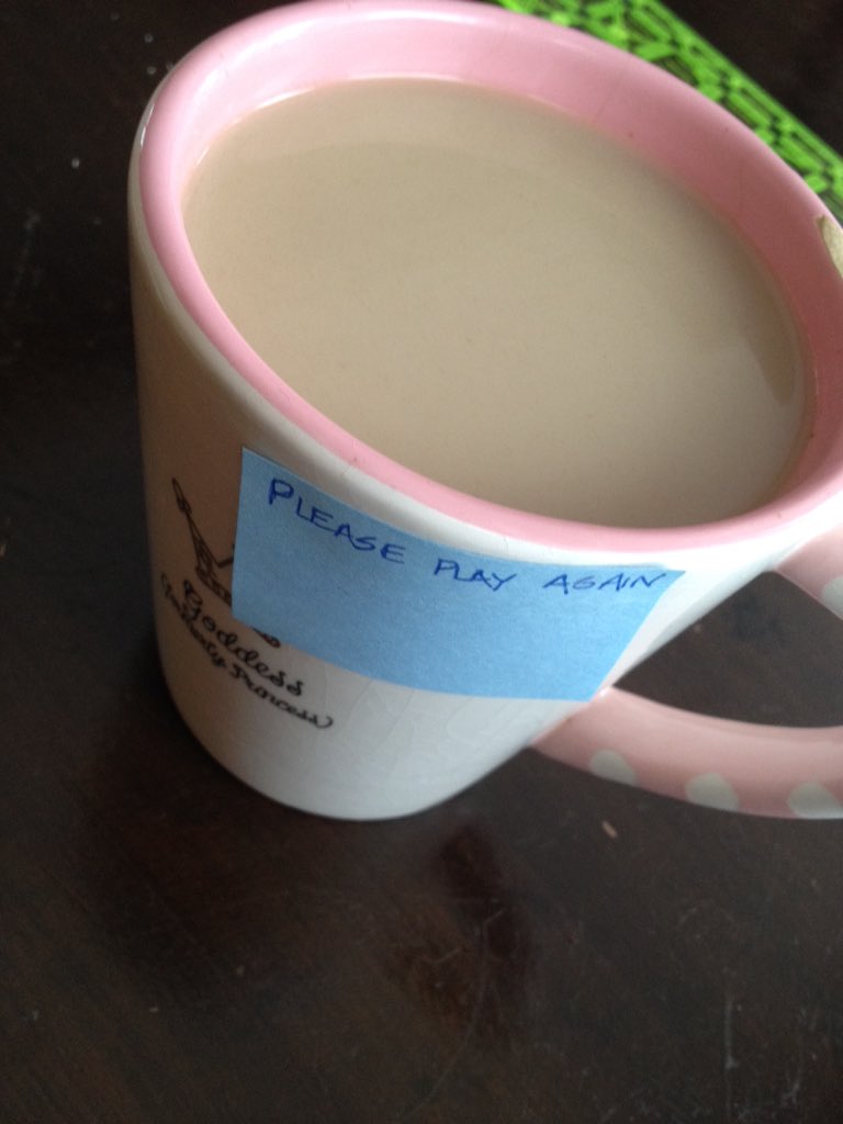 moshera's tweet image. I can be trendy. #RollUpTheRim #antiroll