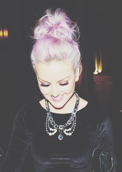 ibestlittlemix's tweet photo. Remember when Perrie had purple hair and looked like a beautiful mermaid https://t.co/7r2ymqQ2FI
