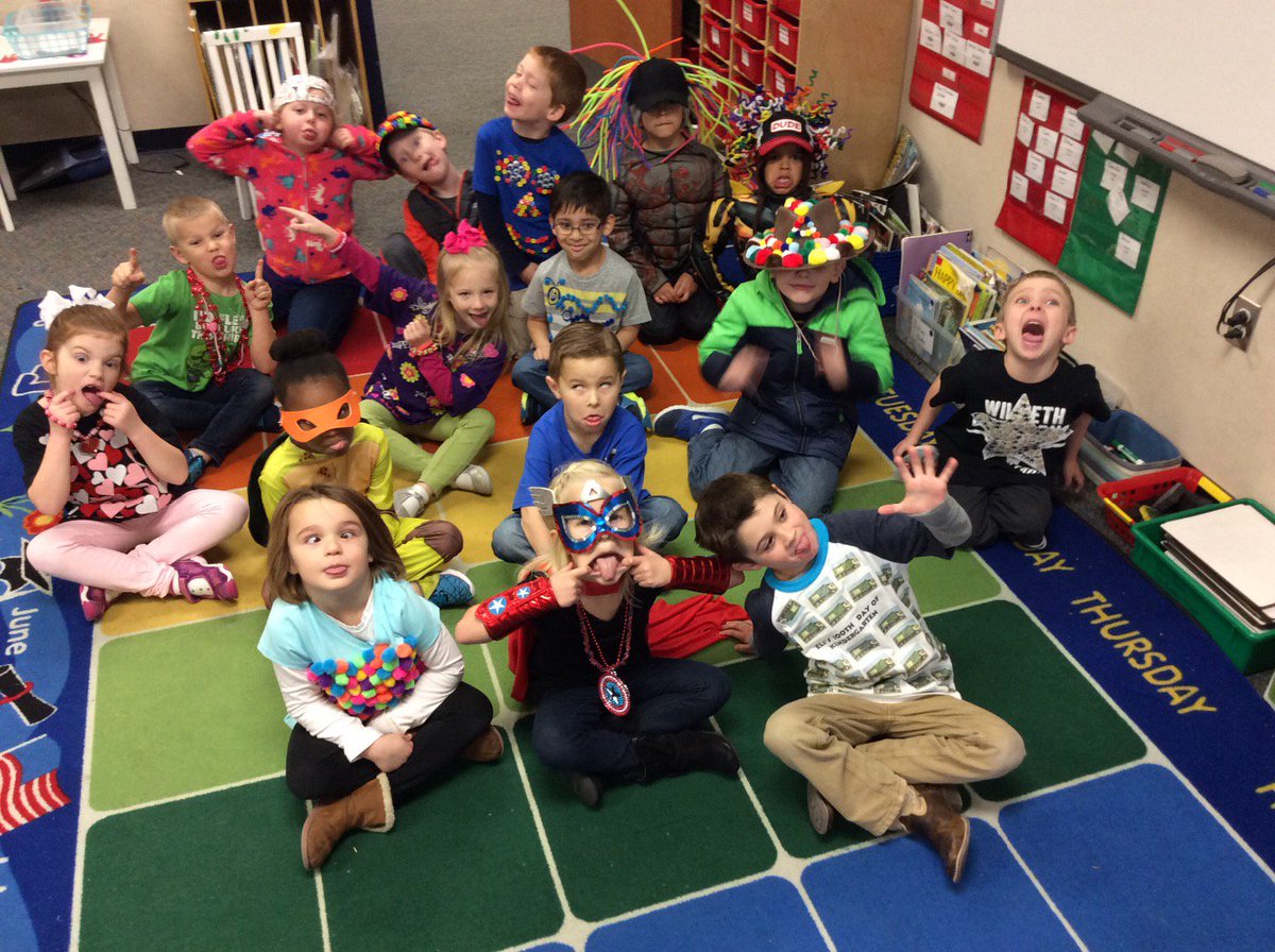 TJKinderClass's tweet photo. Celebrating 100 days of fun learning! #wilmeth #100thdayofschool https://t.co/JQKMPIM6gh