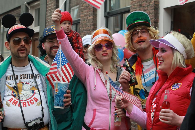 #Carnaval! Doe mee aan de #Kruikenloop in #Tilburg. Start 11:11 uur morgen. Inschrijven kan daar nog :)