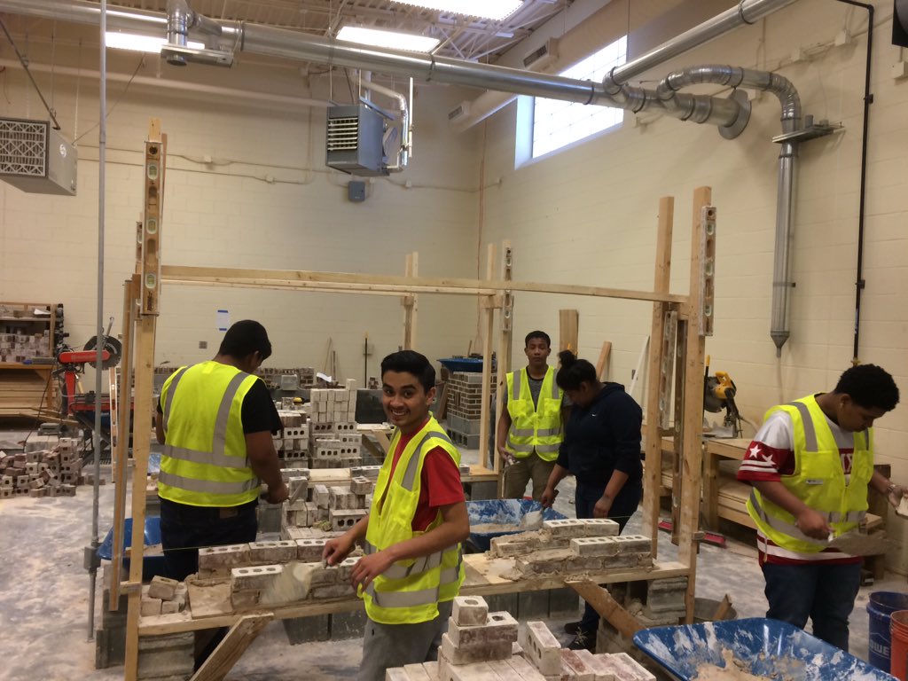 JFKmasonry's tweet photo. JFK freshmen bricklayers...first time in the lab! https://t.co/h6opt0SuUB