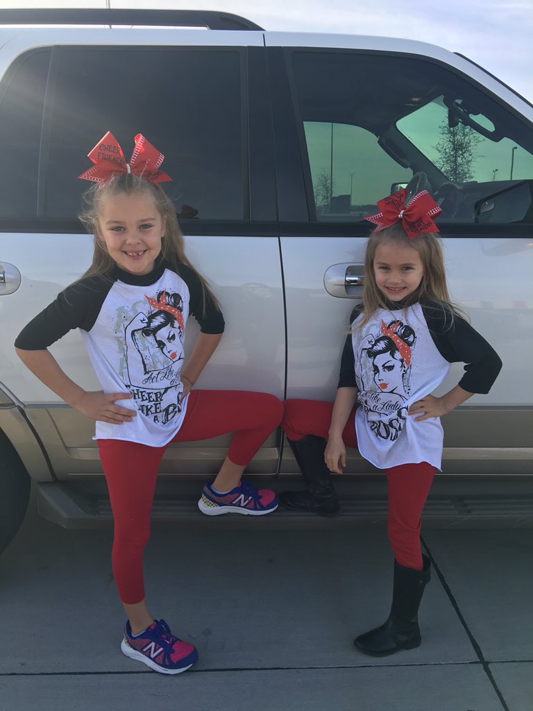 lyndshollis's tweet photo. On the road to San Antonio! Can't wait to see Champion hit the mat this weekend!! #lightemuptorch #ChampionRoadTrip https://t.co/GGYTXbIoO5