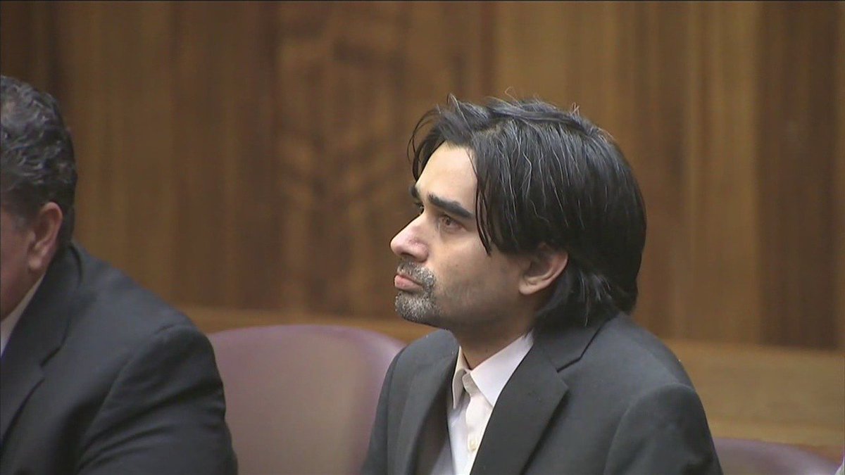 #BREAKING Facebook killer Derek Medina sentenced to life in prison bit.ly/1UQBD2w?utm_me… https://t.co/R1tm5kfNRs