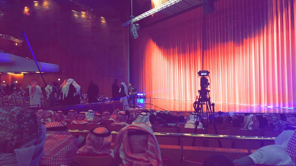 MeejX1's tweet photo. #زد_رصيدك84
فخامه وش هالزيين 🎻😻😻💓💓💓 https://t.co/nRU3dOAafT