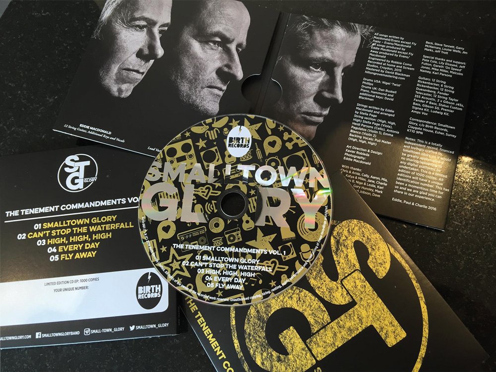 Smalltown_Glory's tweet photo. RT to #win one of 10 signed copies of the new @Smalltown_Glory EP! Draw next Monday! Good luck #STG https://t.co/wwu2Qk4sgZ