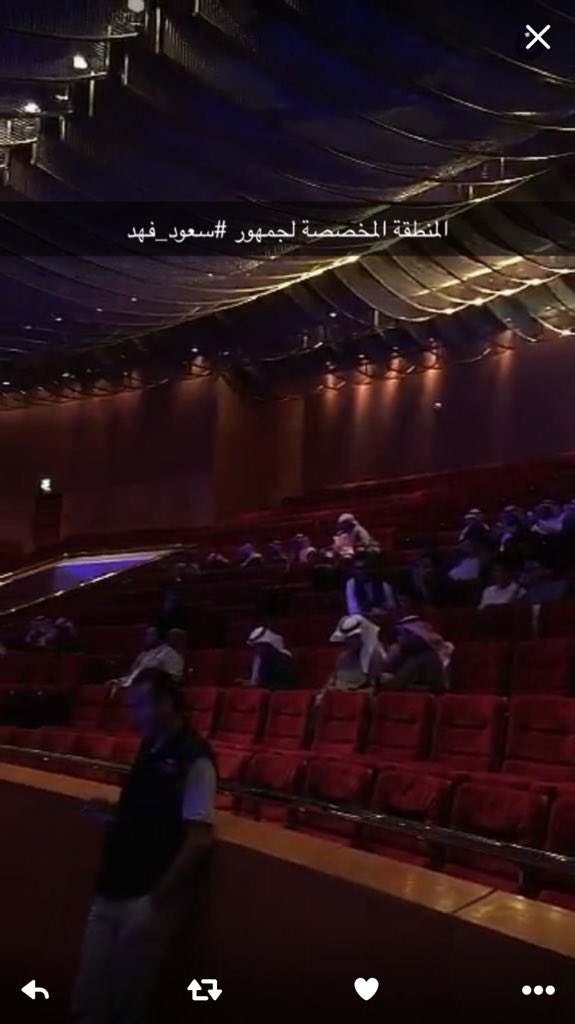 MeejX1's tweet photo. #زد_رصيدك84
جمهور بدايه كله بنات هذول اجل وش كائنات فضائيه 👽 https://t.co/SPRd4XqLk6