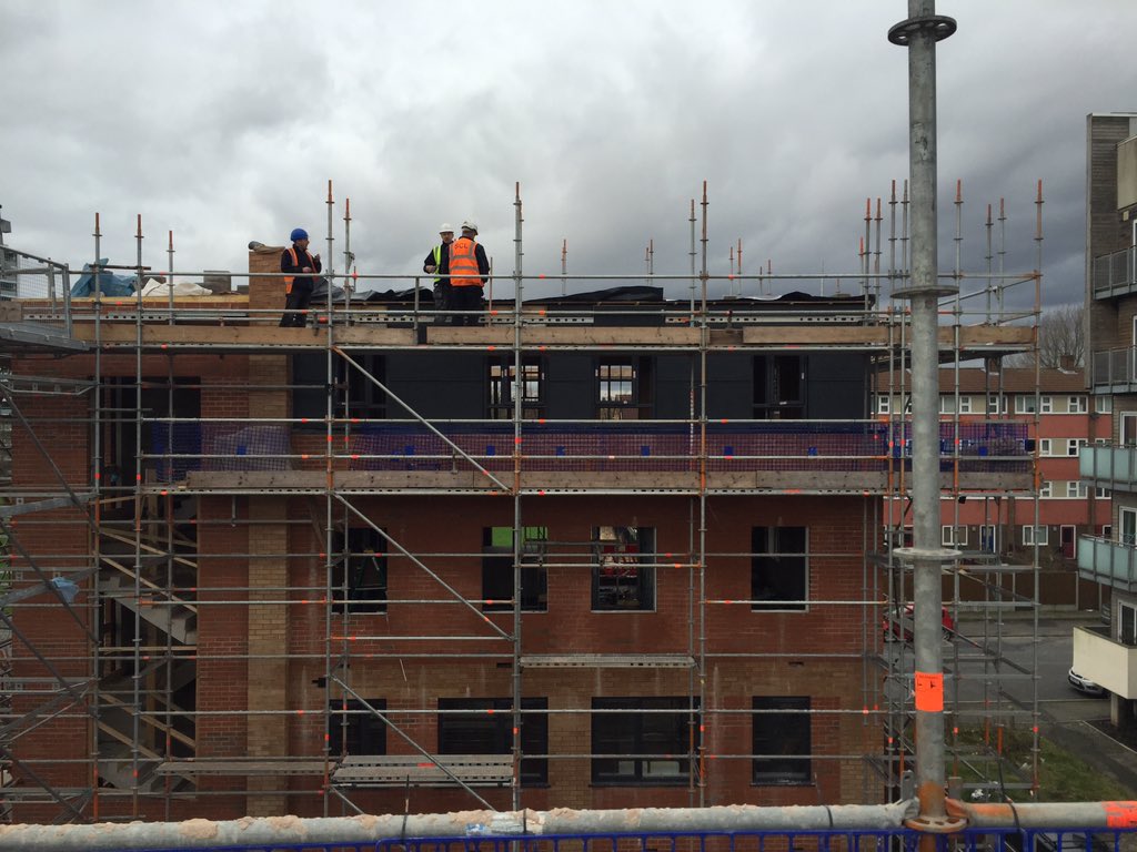 lucyStResidents's tweet photo. Cladding/ roof works &amp; brickwork progressing @laneenduk @TalkTrafford @mellwoodltd @wilcowan @TrafBuzzLink https://t.co/Hbiuklui9M
