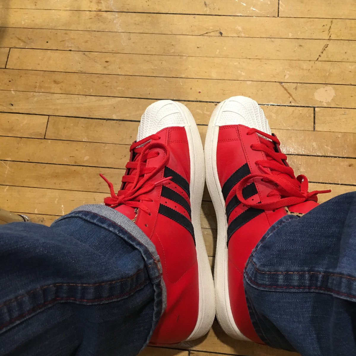 IAMGR8NESS's tweet photo. National Wear Red Day!
Better believe when I leave work, the Timbs are going back on the feet! https://t.co/nyU2PYGVU4