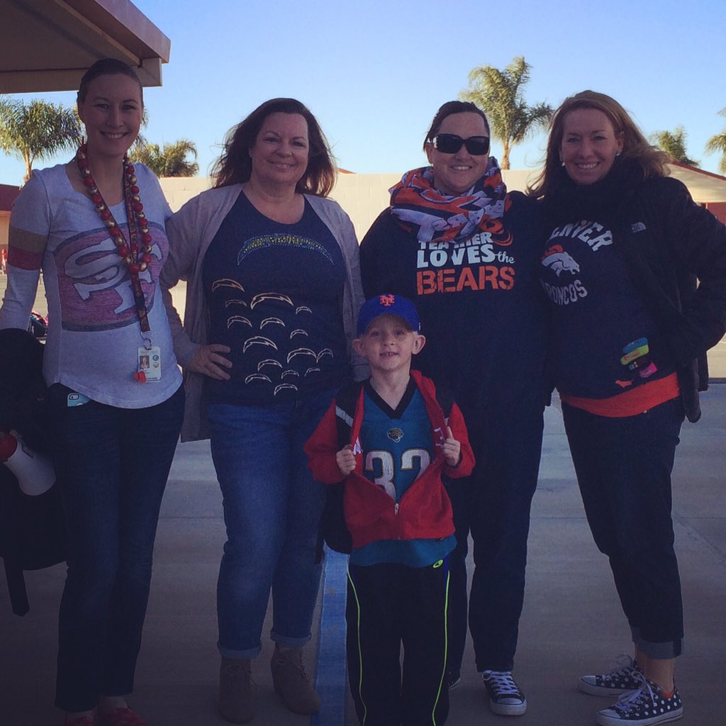 MrsWilliams502's tweet photo. Sports Day #fifthgrade #missinglaura #mayranch #wranglersrock @MayRanch @ValVerdeUSD https://t.co/4T49RFfgR4