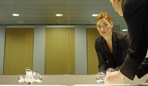 CleanersHR's tweet image. This is the absolute worst way to dry your hands in a public bathroom: spr.ly/6018BwDOs