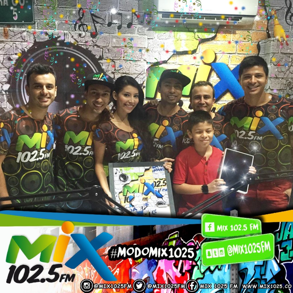 mix1015fmcali's tweet photo. Con nuestro ganador de la #TabletMix SEBASTIAN REINA ¡Felicitaciones! https://t.co/nsWJqySFhl