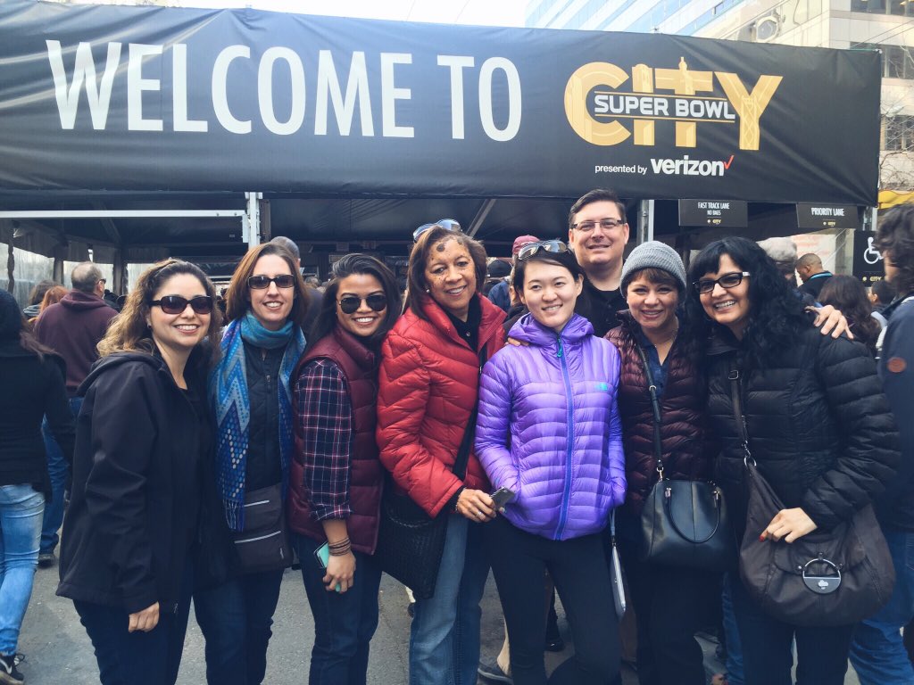 micahbiana's tweet photo. When the Super Bowl is in your city! #SB50 #FansFor50 #RMSers https://t.co/y7p8Rqf0ZJ
