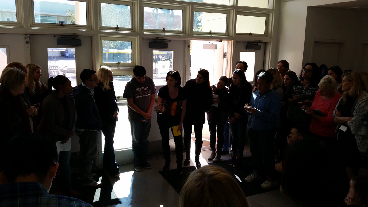 MathGeekKaren's tweet photo. Team huddle with Coach Boaler with 50+ Team Captains for "Jo's Favorite Tile Pattern." Only in LA! #MathRevLA https://t.co/qSPkpYEjKc