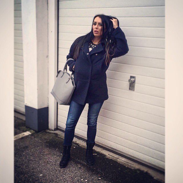 NathalyVamp's tweet photo. My style @Mango @hm @Pimkie_FR https://t.co/jEg3Rq7Rm0