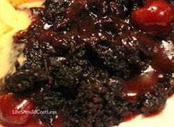 FOPLLC's tweet photo. Delicious #camping friendly chocolate cakes! #RV #RVing #RVlife #RVcooking #RVfood #Dessert
https://t.co/Pv3QEa4SBt https://t.co/yTytElCIbE