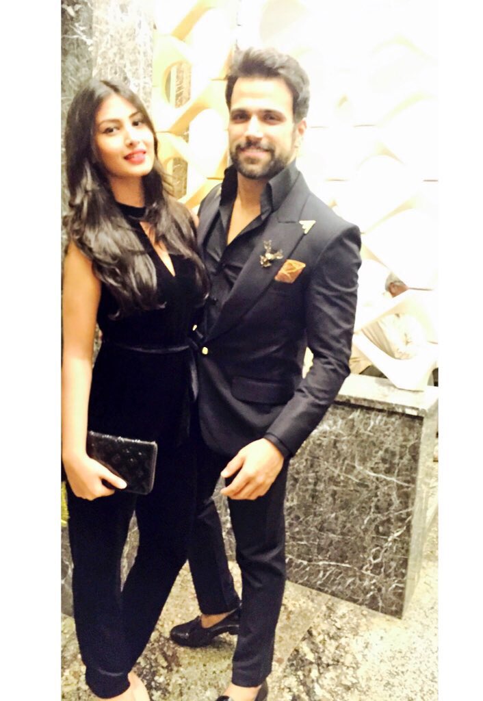 Embedded image permalink