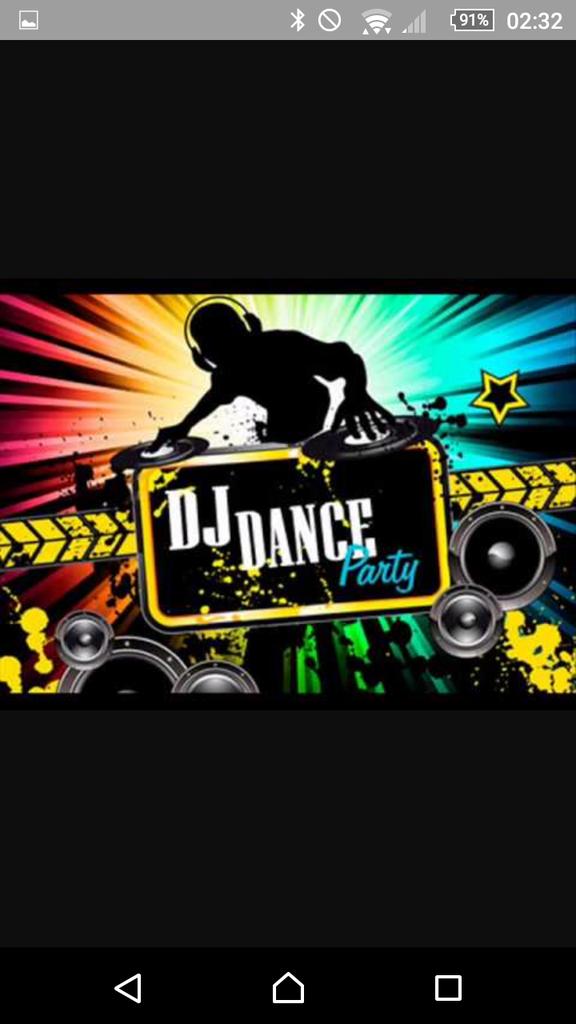 riesmaes2003's tweet photo. Wie houdt er van dj of/en muziek,  twiet of like me https://t.co/d3d5IbNTKF