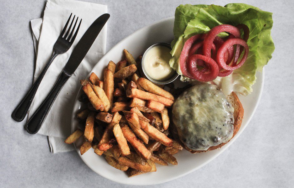 bonappetit's tweet photo. We're going on a bun-ymoon...with this burger...tonight...at home in our pajamas  https://t.co/VGVd01bkfi https://t.co/L035pCzn61