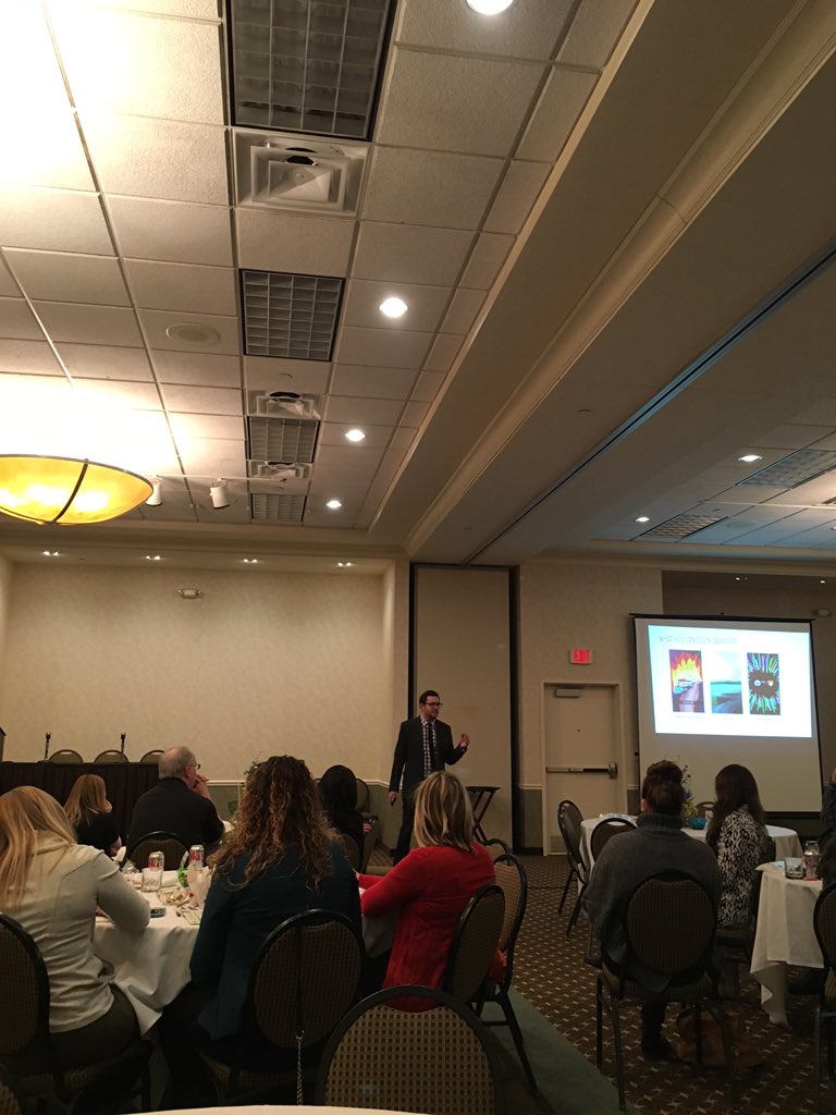 ChristyGooding's tweet photo. Great presentation @NickWestergaard from @BrandDrivenTeam: 7 #digitalmarketing trends! @amaiowa #amaexperience16 https://t.co/txbPmanYEy