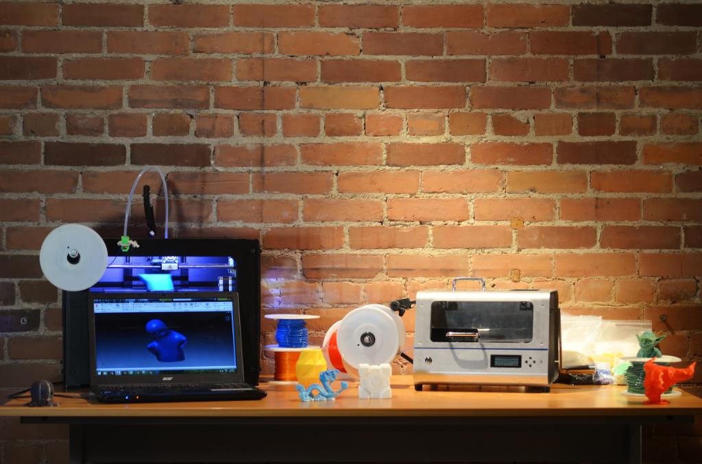 The ProtoCycler makes #3Dprinter filament from plastic. Vote for the #InventorOfTheYear: autode.sk/1QBW5De