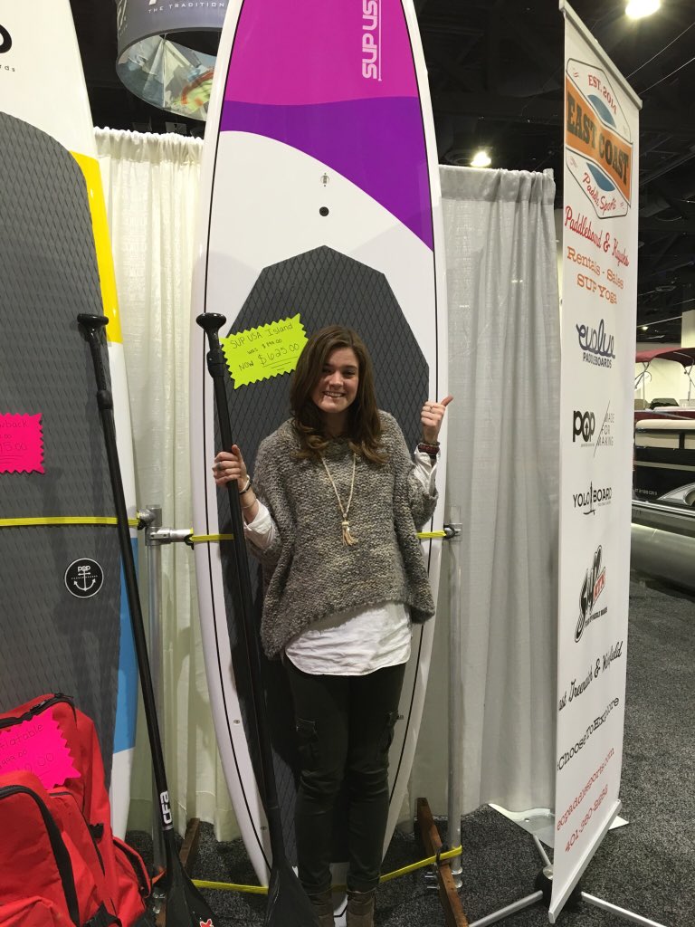ECPaddleSports's tweet photo. Elizabeth didn't let a little snow get in the way of buying this sweet board! #pbs2016 #choosetoexplore https://t.co/OZ2WMDtJd2