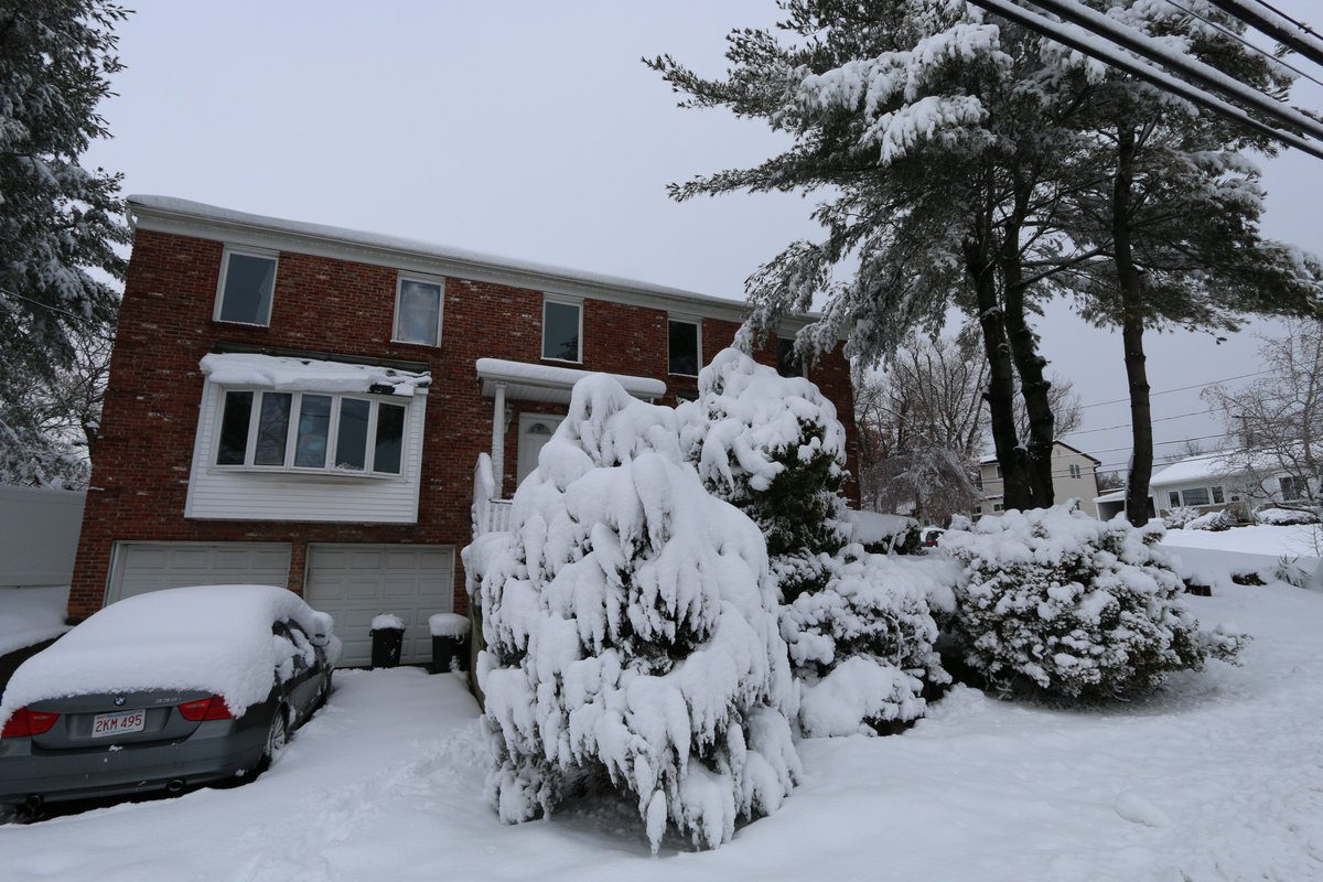 FaZeBlaze's tweet image. I love snow days :)