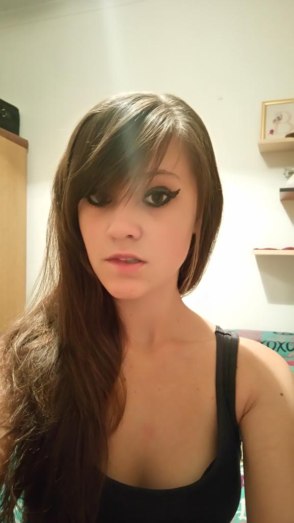 BiancaLessing1 tweet picture