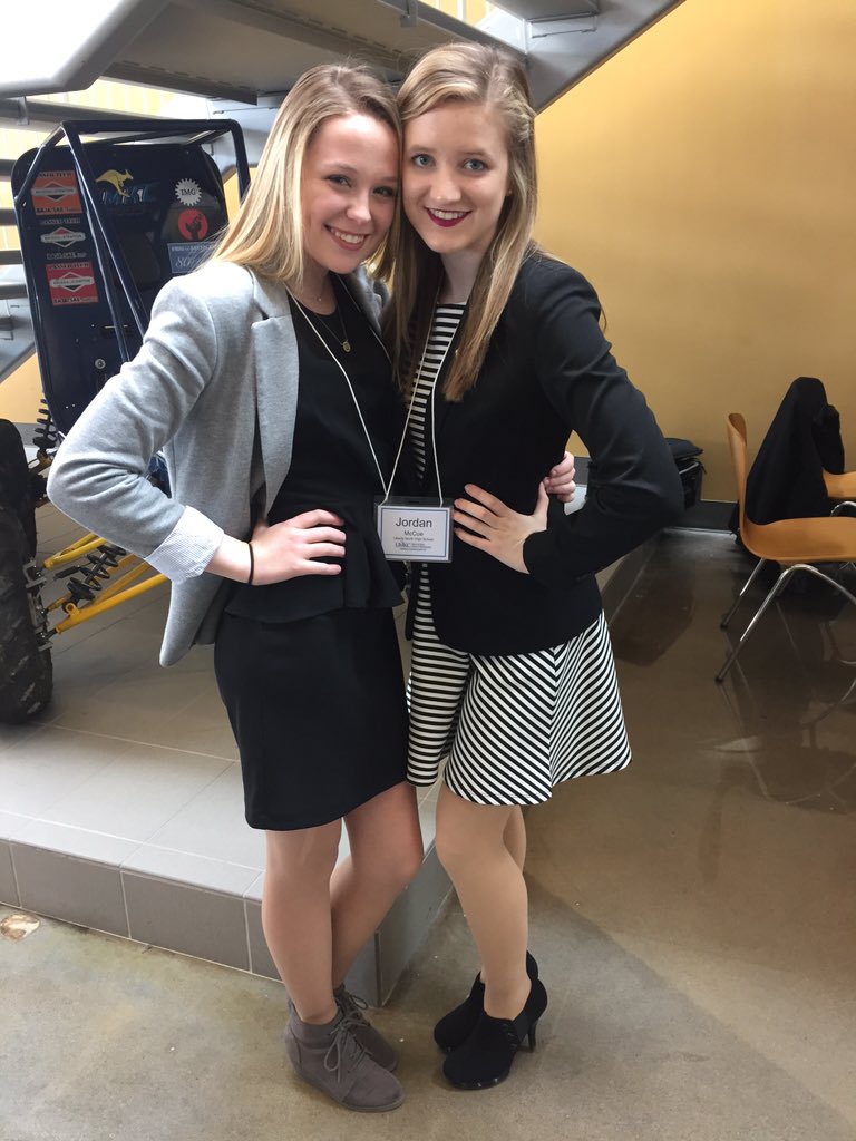 jordan_mccue's tweet photo. #D1DCDC I โค๏ธ my DECA family https://t.co/SMAG55zWC0