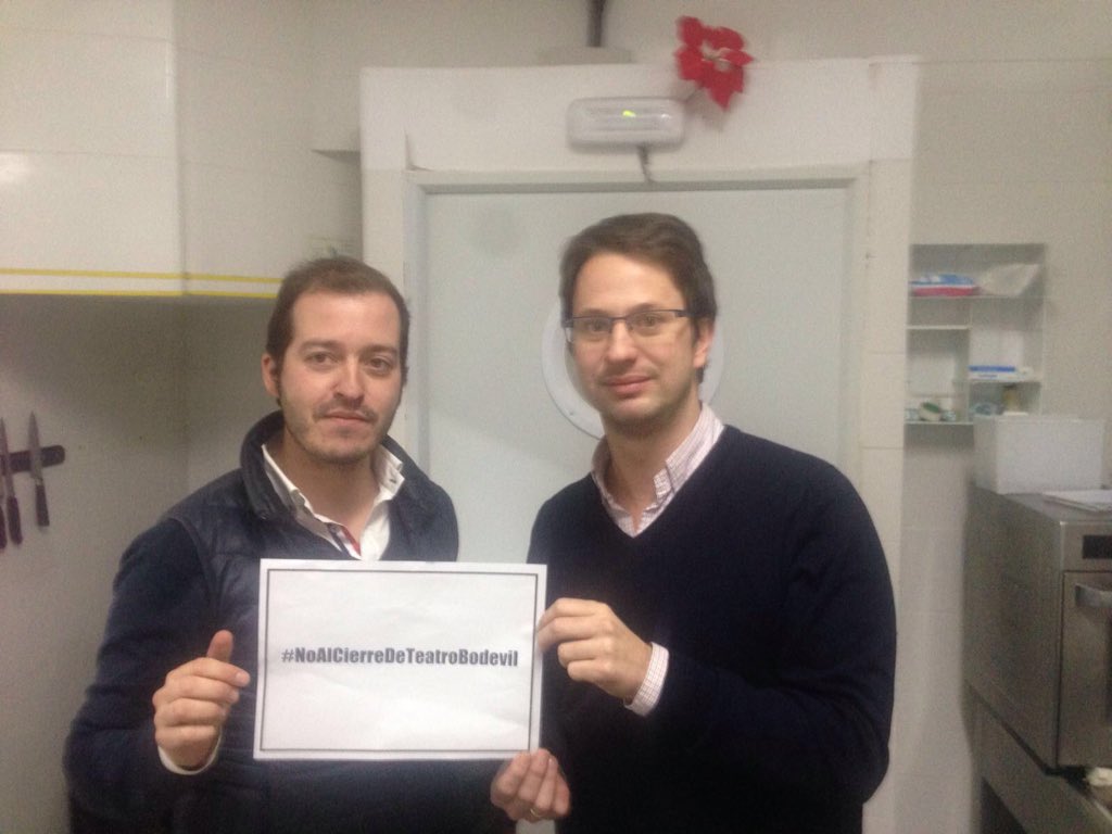 d4catering's tweet photo. @d4catering en contra del cierre del @TeatroBodevil #NoAlCierreDeTeatroBodevil https://t.co/iHXh3oOelt