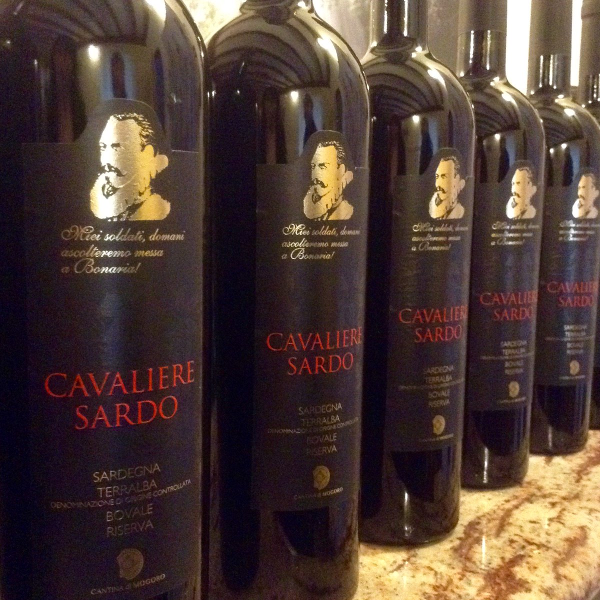 tronisi's tweet photo. #cavalieresardo 

Beni benius! Добро пожаловать! Так мы приветствуем сегодня новое вино от Cantina di Mogoro. Как и https://t.co/7Yf0bukjNe