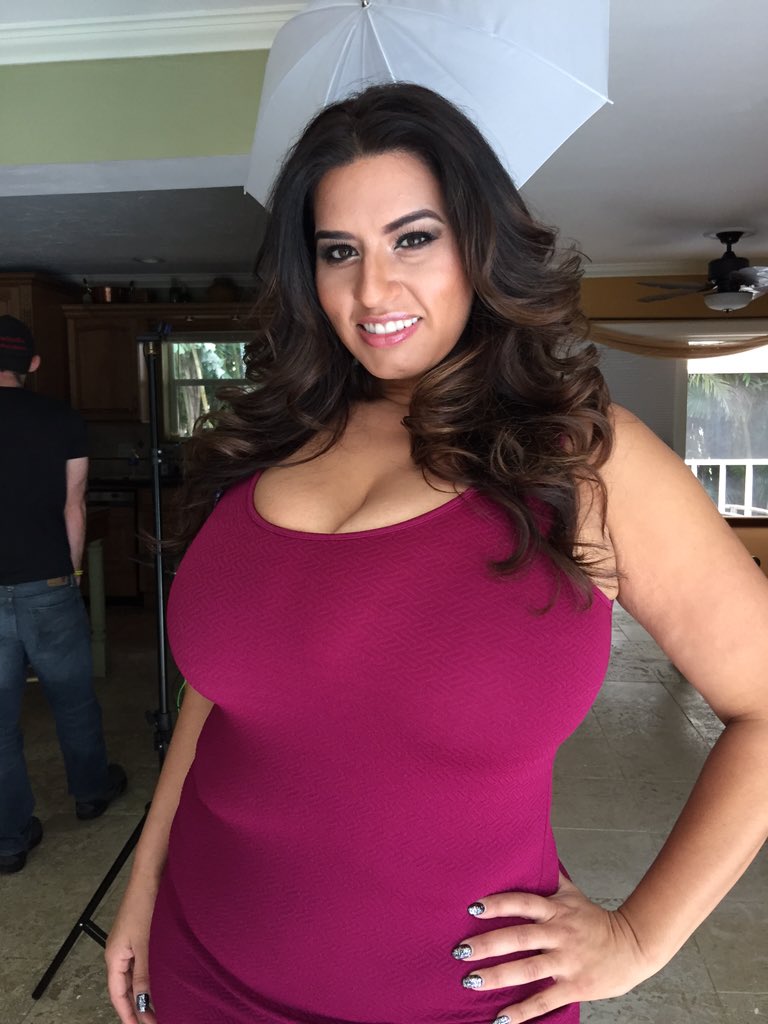 Bbw Latina Sofia Rose Proves That Big Is Beautiful My Xxx Hot Girl