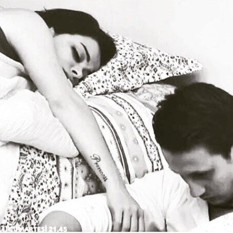 ecemdemetx's tweet photo. Yaaaa yeriiiiim kiiii 🙈😍 #bbtrSeda #bbtrOnur #SedaGümüşcü #OnurAydemir #bbtr https://t.co/TgJLCq9Wto