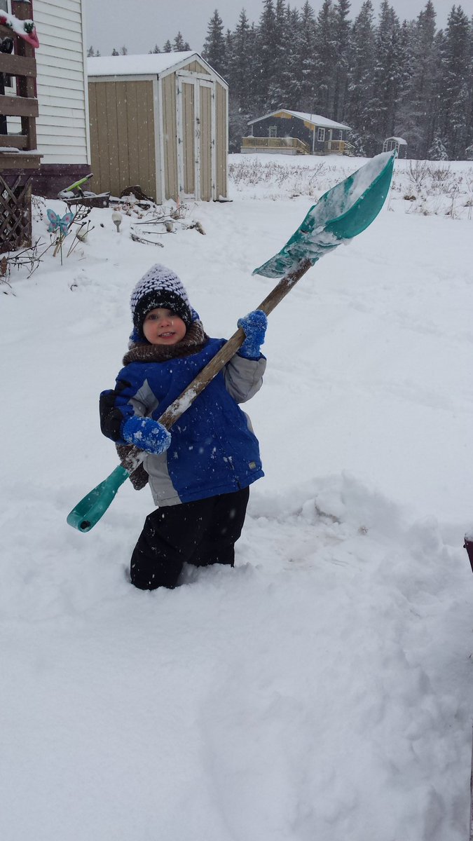 GoldenBrookss's tweet photo. Not much of a #snowstorm @BoomerCBC ..lol https://t.co/2fqAgesRJ1