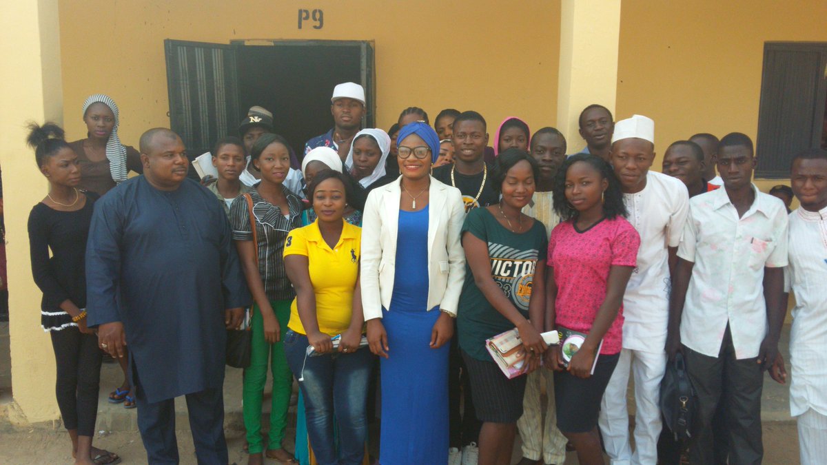 Shanny_E_'s tweet photo. #YOS2015 Step down trainin on holdn legislators acountable@ NSU Keffi @YIAGA @yettieP @danpume @NEDemocracy @OSIWA1 https://t.co/sxQxD9VCjZ