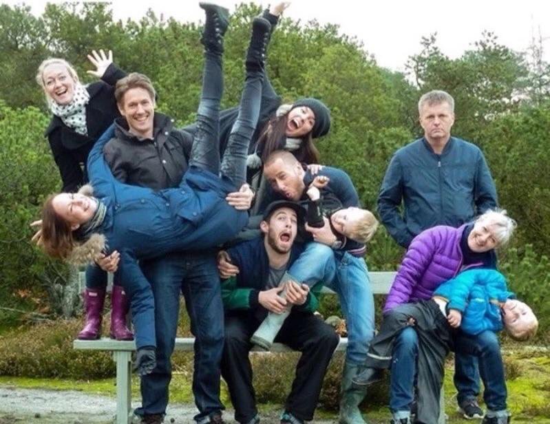 FunnyPicsDepot's tweet photo. when the whole squad turnt af but ur driving https://t.co/NjJqXvTYah