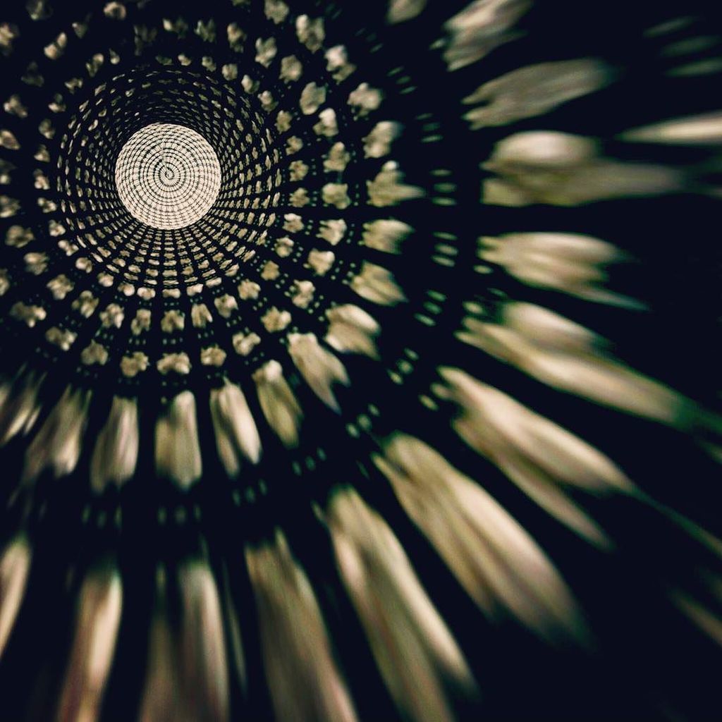 RA_IMAGES's tweet image. #circular #abstractphotography 
#funwithphotography 
#roundandround #cellphoneimage 
#mobi… ift.tt/1PbNtCX