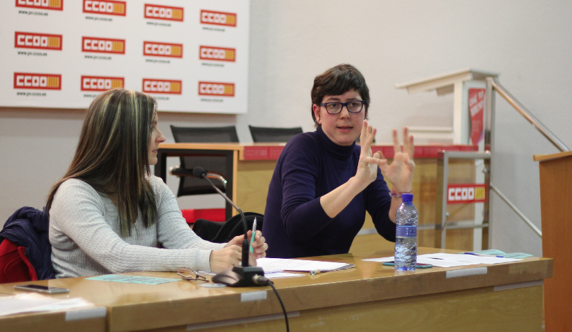 Podem_'s tweet photo. "Nuestra Comunitat es la primera en corrupción y la última en servicios sociales" @pilar_lima #LeyEmergenciaSocial https://t.co/wBckdMALxQ