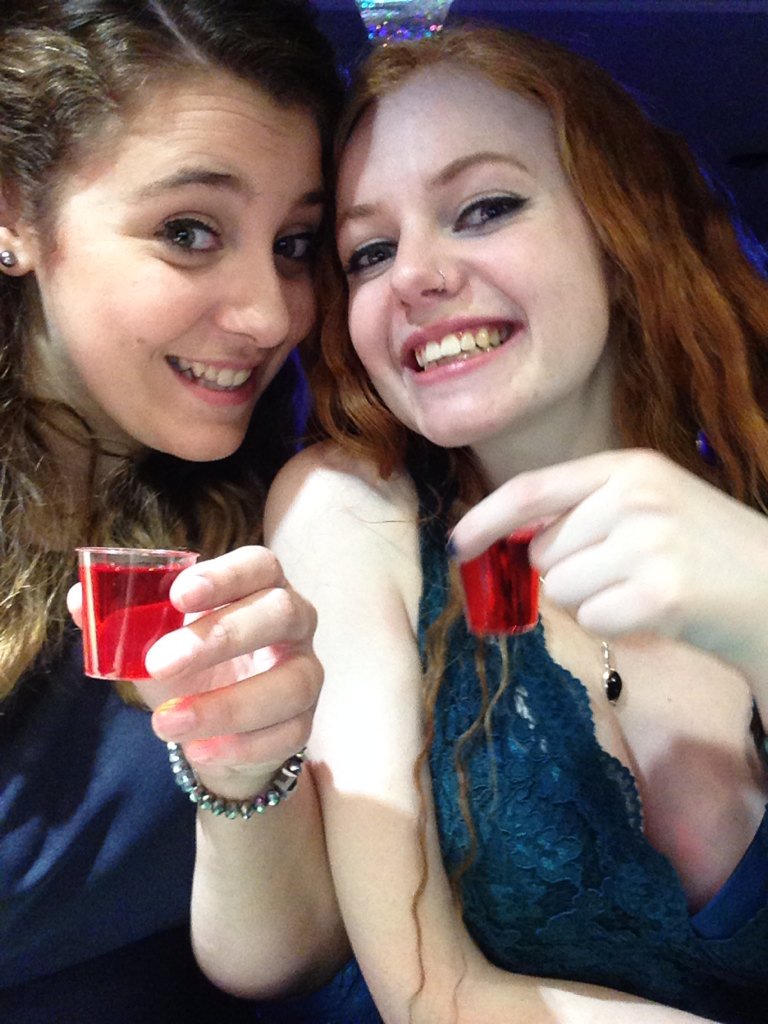 BethCalcott's tweet photo. Flashback to last weekend! 🙌🎵🍹Celebrating this gorgeous girl's 18th in style! 😘 @EllieThorp https://t.co/4yldv6rVd2