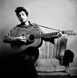 bouclierchrist1's tweet photo. #Dylan unplugged, 1962.
By @ColumbiaRecords' main staff photographer Don #Hunstein.

@pierrelescure @jeromegodefroy https://t.co/3VCtCosLSz