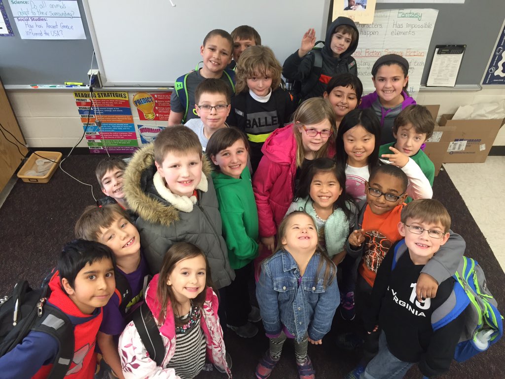 SnyderNLE's tweet photo. See ya, Faith! Room #37 is going to miss you.... Virginia's loss is Maine's gain! #nle16 #greatstudent https://t.co/gu3V8I4Uvv