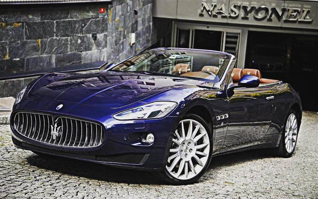 OnlyMaserati's tweet photo. #nasyonel #nasyonelotomotiv #blue #maserati #maseratigranturismo #granturismo #cabrio #italiancars #instacar #best … https://t.co/kXvTmK4IQ0