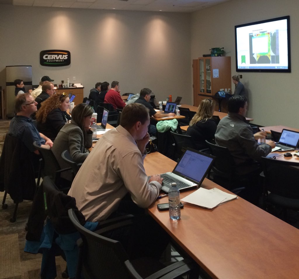 terradougGPS's tweet image. Great #precisionmanagement training for @AgriTrend #Agri-Coaches @CervusEquipment @sahodges22